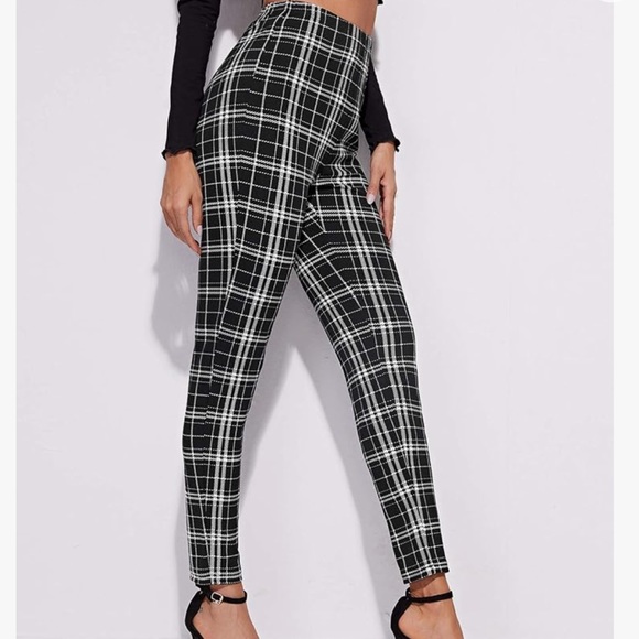 Stretchy Plaid Print Pants Soft Skinny Regular
Fashion Leggings NWOT - Picture 3 of 6